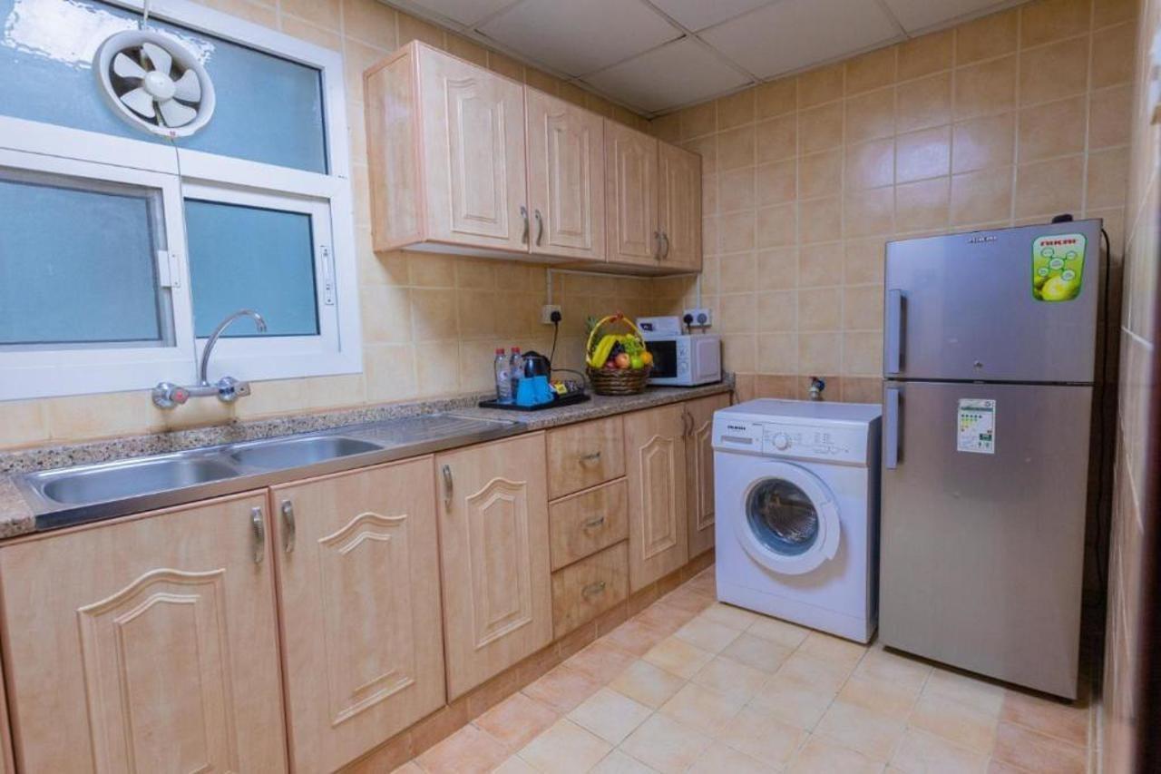 Ewan Tower Hotel Apartments Acman Dış mekan fotoğraf